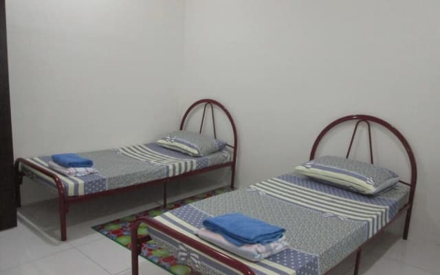 Dzel Homestay Station 18 Ipoh Tiara Lake - photo 5
