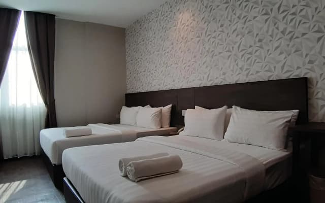 MIICO Hotel @ Mount Austin - photo 4