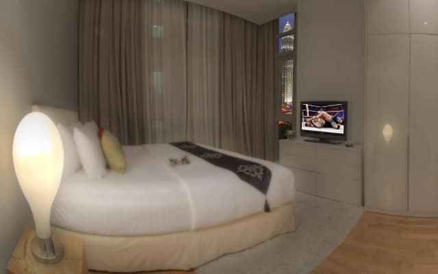 Golden Triangle Suites by Mondo - photo 3