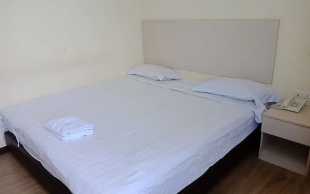 Hotel Zamburger Bukit Segar - photo 4