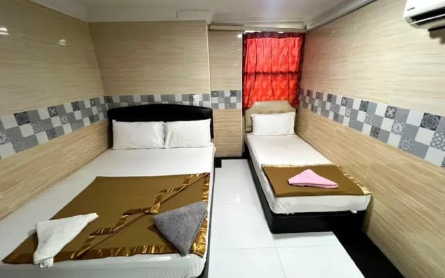 Sungai Besi Hotel - photo 4