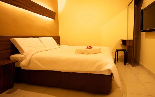 De Botani Hotel - photo 3