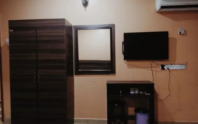 Mines Times Inn Hotel - photo 3