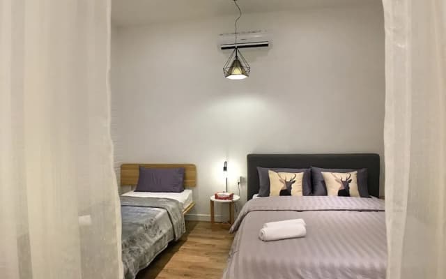 iBook4 Deluxe 2 Bedroom Gurney Suite by iBook Homestay - photo 3