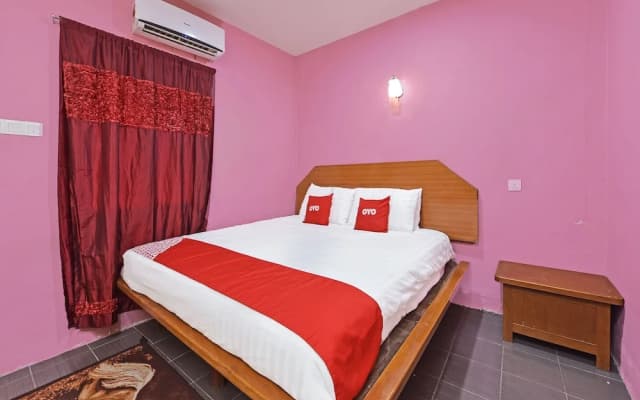 Hotel O Awan Biru Motel - photo 2