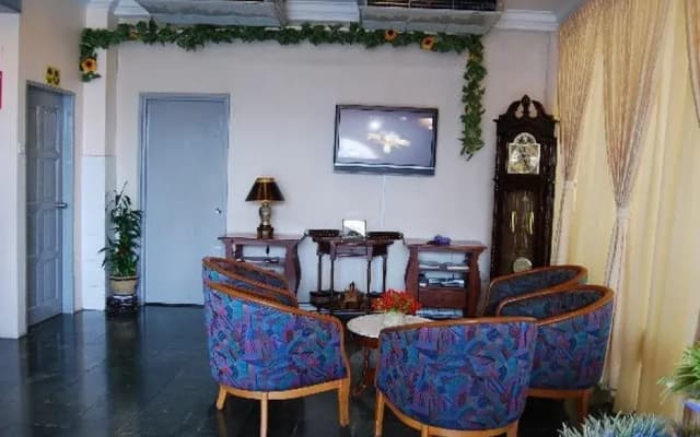Selectstar Hotel Melaka - photo 5
