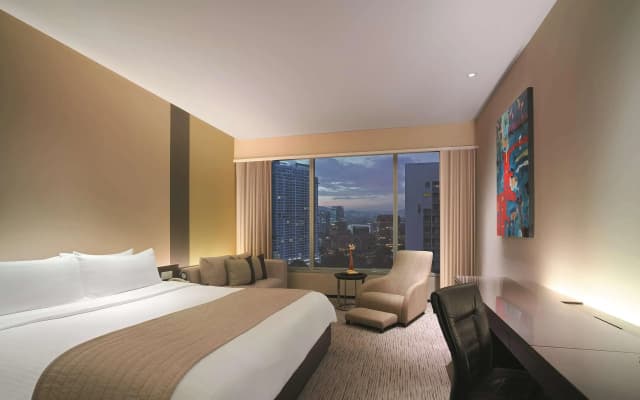 Traders Hotel Kuala Lumpur - photo 4