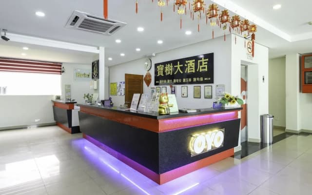 OYO 542 S2 Hotel - photo 2
