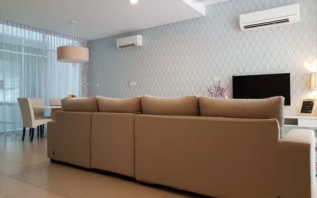Alvin's Residence - photo 2