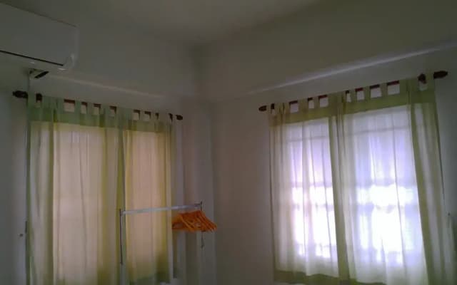 A Lake HouZz - photo 3