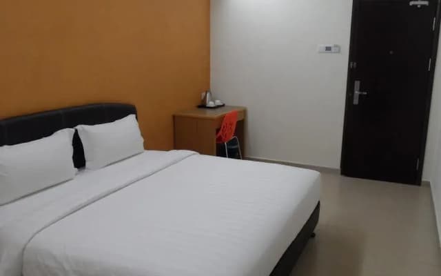 Grand Court Inn Sungai Besar - photo 2