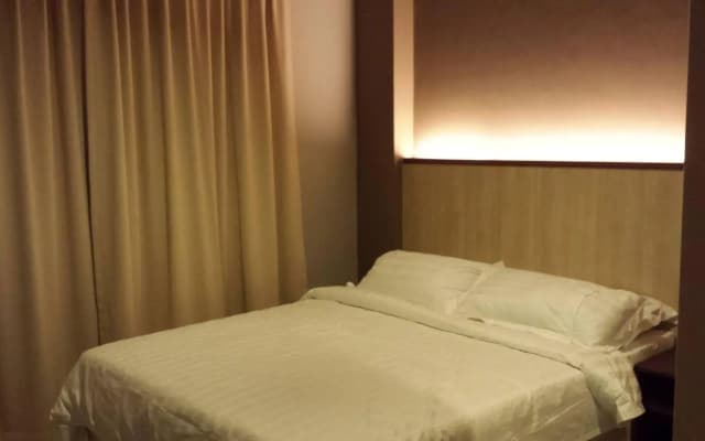 Tribeca Suites Kuching - photo 3