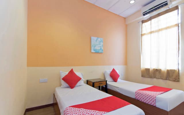 OYO 415 Straits Settlement Inn - photo 3