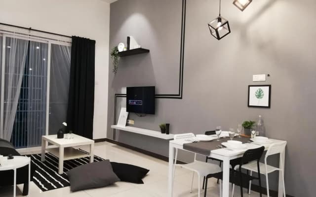 Puchong Skypod Residence, High Floor Balcony Unit, Walking Distance to IOI Mall, 10min Drive to Sunway - photo 2