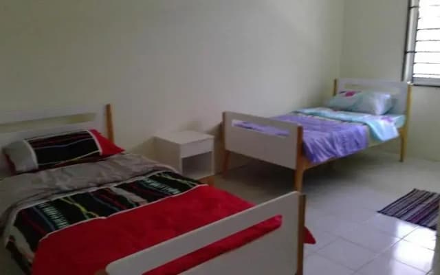 City Centre Homestay Kuching - photo 4