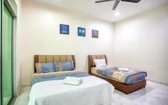 Gunung View Homestay - photo 5