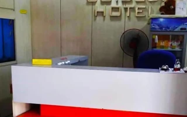 Sungai Besi Hotel - photo 2