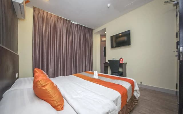 OYO Rooms Near Tanjung Aru Beach - photo 4