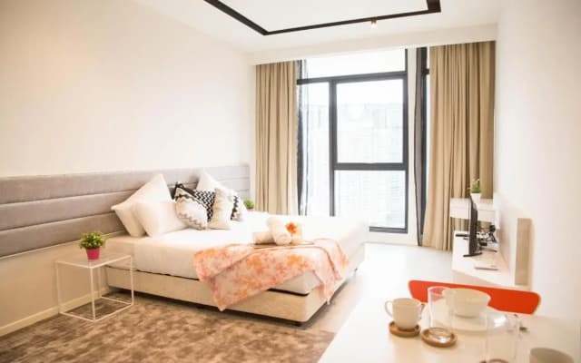 Expressionz Professional Suites by Plush - photo 2