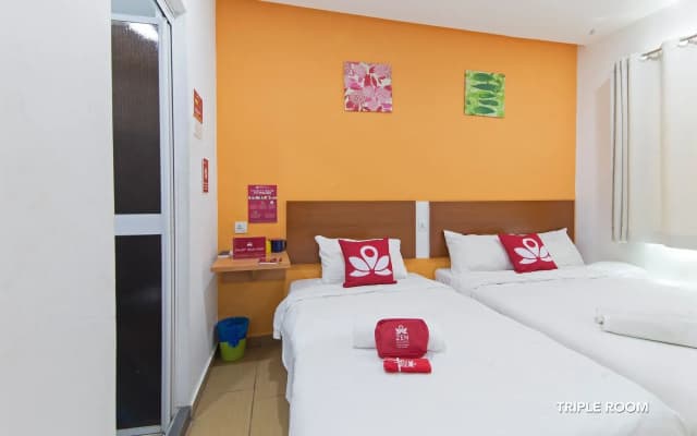 Colour Hotel - photo 5