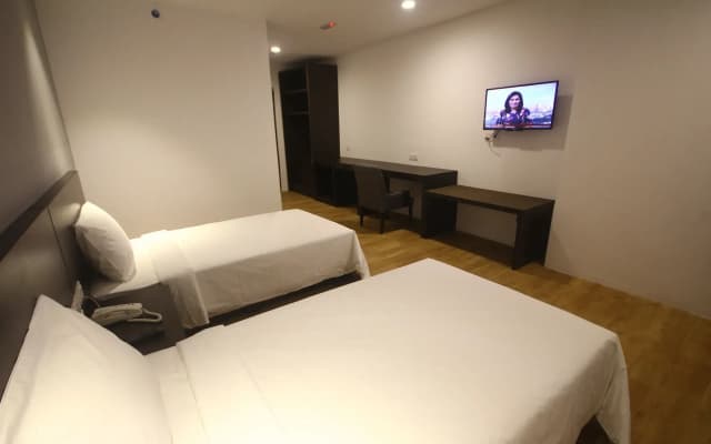 Summit Signature Hotel OUG Kuala Lumpur - photo 4