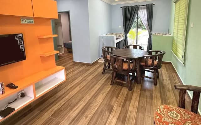 Capital O 90949 Pelangi Beach Resort Mersing - photo 3