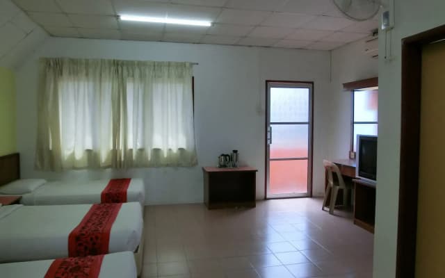 KT Beach Resort - photo 3