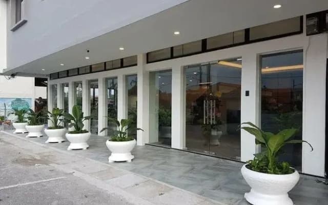 See Foo Hotel - photo 5