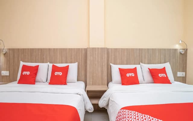 OYO 44078 The Island Hotel - photo 3
