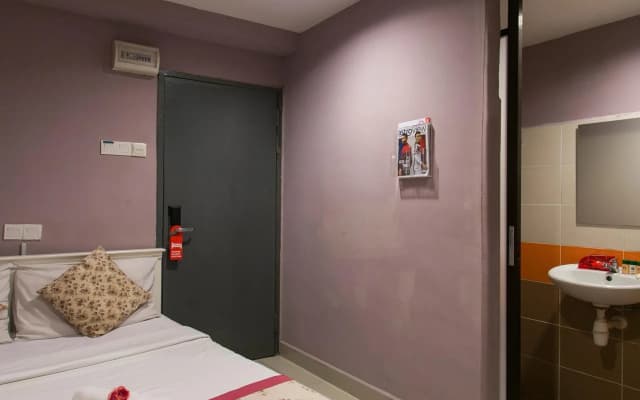 KK Hotel Kajang by OYO - photo 2