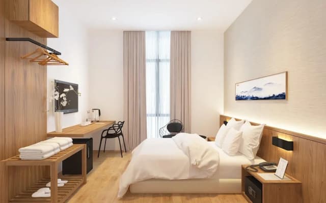 S Hotel - photo 2