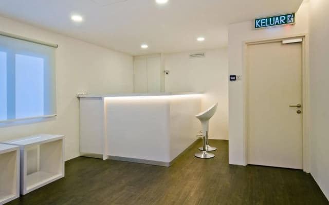 M Qube Hotel - photo 3