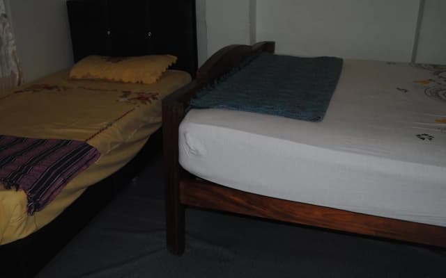 Raymonds Boutique Home - photo 5
