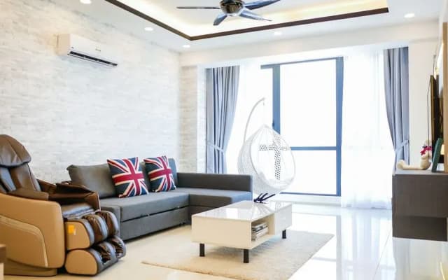 May Full Seaview Luxury Suite - photo 2