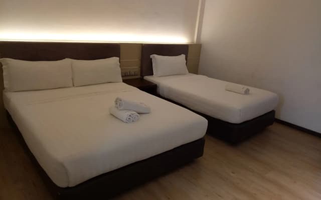Palace Inn - photo 5