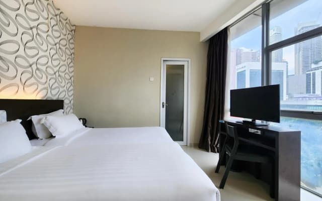 Izumi Hotel Bukit Bintang - photo 3