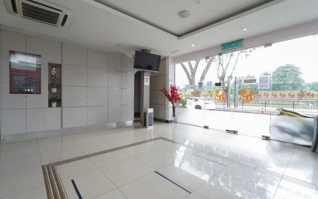 Capital O 89919 Hotel Hari Hari - photo 2