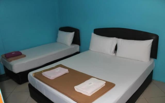 Batu Caves Budget Hotel - photo 4