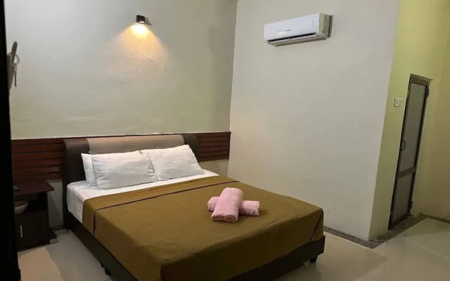 Bull & Bear Airport Hotel Langkawi - photo 4