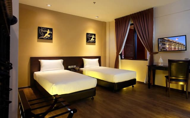 Kimberley Hotel Georgetown - photo 4