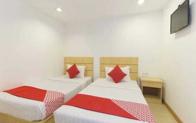 Super OYO 530 Dd Hotel - photo 5