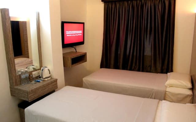Dream Hotel - photo 5
