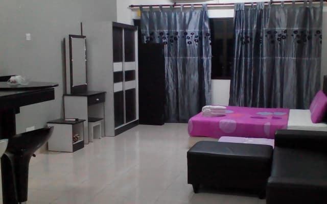 Richone Maluri Private Apartment - photo 3