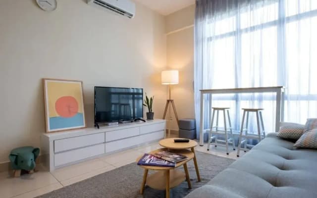 Modern & Cozy 3BR Apt ARC at Austin, Free Parking - photo 2