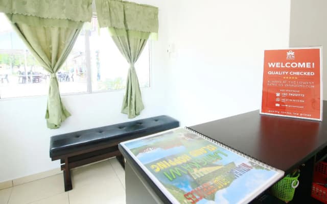 ZEN Rooms Near Pantai Tengah - photo 4