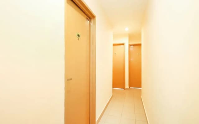 Seven Days Hotel - photo 3