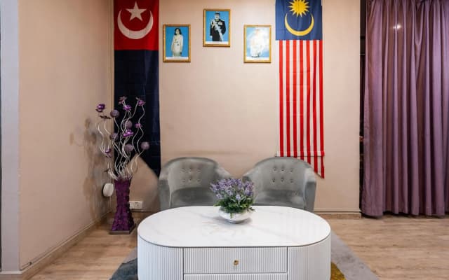 Lavender Inn Permas Jaya - photo 2