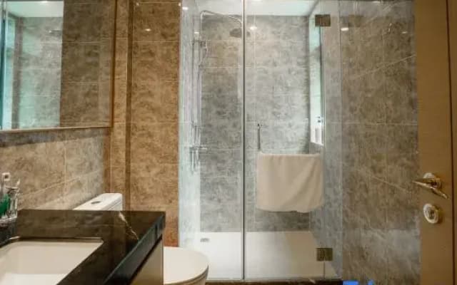 R&F Princess Cove Premium Stay YQYH (Free One-Time Pick-Up) - photo 2