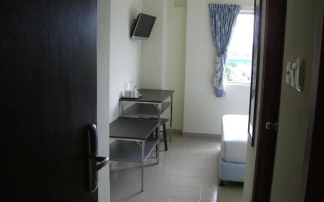 Linkway Hotel - photo 4