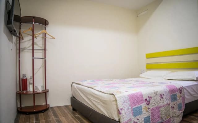 Hong Loke Hotel - photo 3